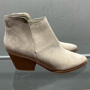 Dolce Vita Tan Suede Booties Diane Size 7.5